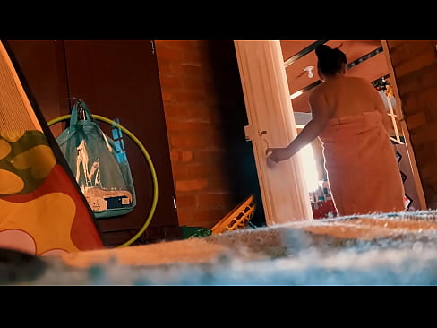 ❤️ Менин акем душка кирип ээрчийт, мен душка түшсөм, ал мени эркелетет. ❤️ Шлюздер боюнча порно ky.milfnut-net.ru